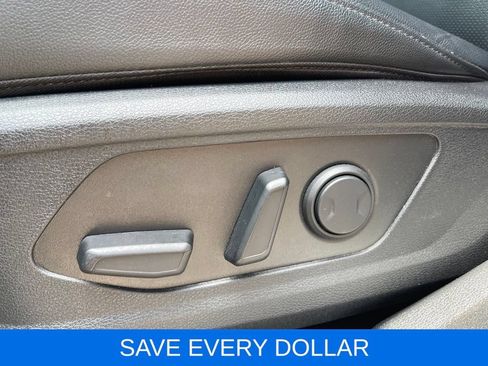 Used 2025 Kia Sportage EX w/ Premium Package FWD image 20