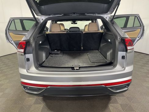 Certified 2024 Volkswagen Atlas Cross Sport SE AWD/4WD image 21
