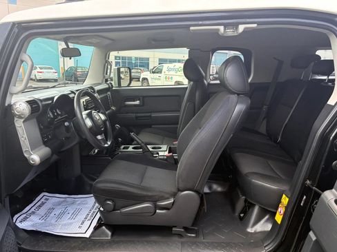 Used 2007 Toyota FJ Cruiser 4WD image 15