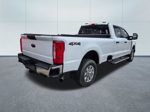 Used 2024 Ford F350 XLT AWD/4WD image 4