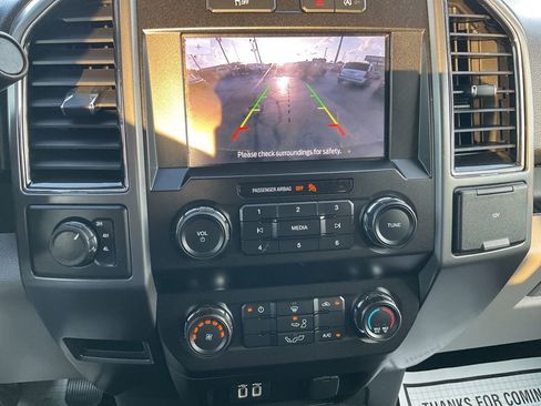 Used 2020 Ford F150 XLT image 23