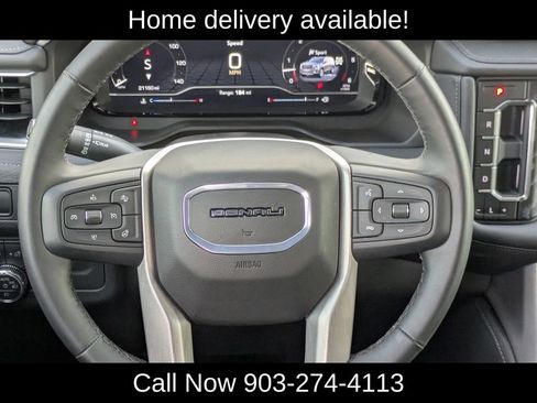 Used 2024 GMC Yukon Denali image 12