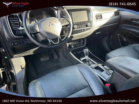 Used 2020 Mitsubishi Outlander SEL image 12