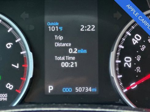 Used 2021 Toyota RAV4 XLE w/ Carpet Mat Package (TMS) image 30