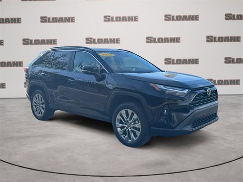 Used 2025 Toyota RAV4 XLE Premium image 7