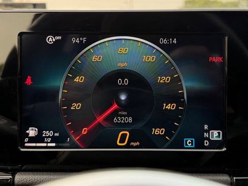 Used 2021 Mercedes-Benz GLA 250 4MATIC image 17