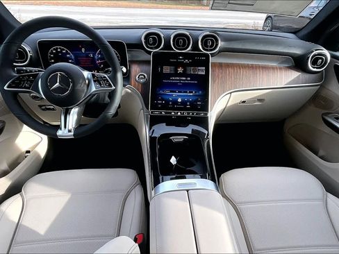 New 2026 Mercedes-Benz GLC 300 GLC 300 image 8