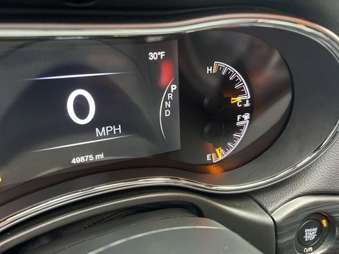 Used 2020 Jeep Grand Cherokee Limited image 17