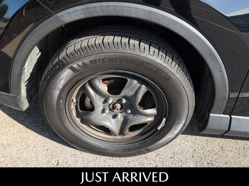 Used 2018 Toyota RAV4 LE w/ All Weather Liner Package FWD image 13