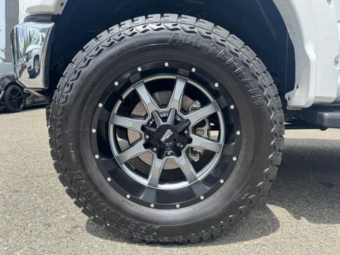 Used 2017 Ford F150 XLT AWD/4WD image 11