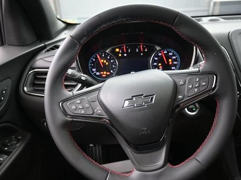 Used 2024 Chevrolet Equinox RS FWD image 8
