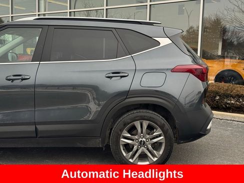 Used 2022 Kia Seltos S image 12