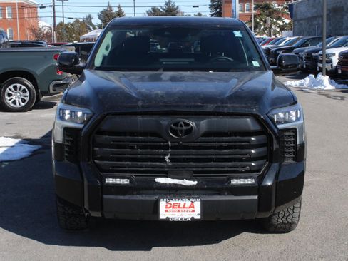 Used 2024 Toyota Tundra Limited image 2