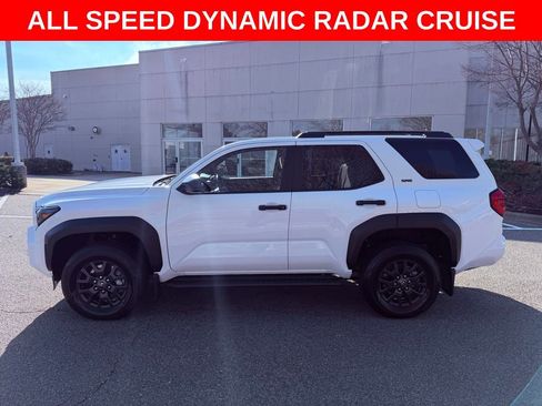 Used 2025 Toyota 4Runner SR5 image 4