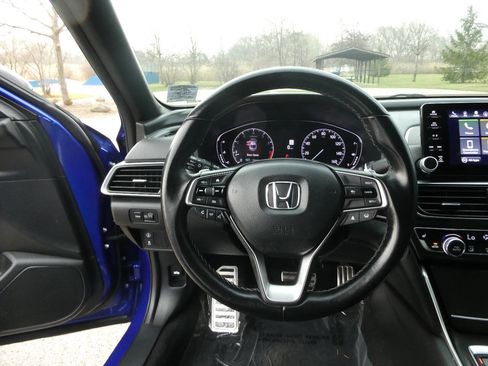 Used 2021 Honda Accord Sport image 11