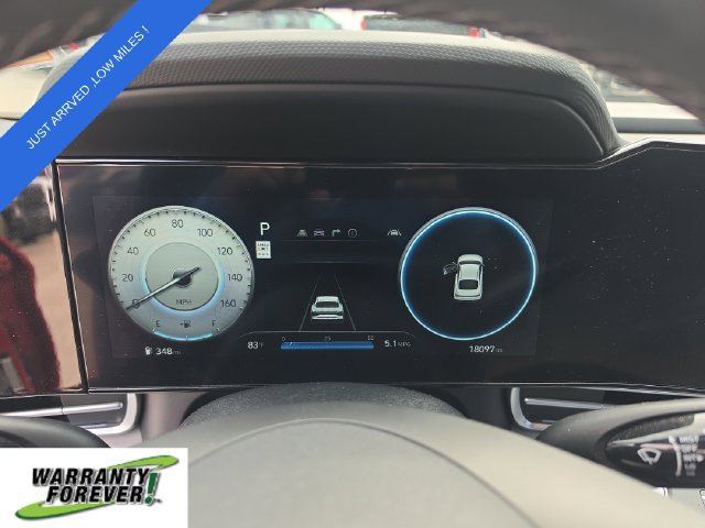 Used 2024 Hyundai Elantra Limited FWD image 19