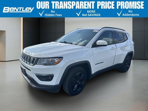 Used 2018 Jeep Compass Latitude w/ Cold Weather Group AWD/4WD image 1