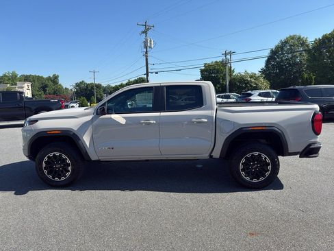 New 2026 GMC Canyon AT4 w/ AT4 Premium Package AWD/4WD image 3