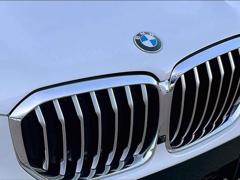 Used 2019 BMW X5 xDrive50i image 29