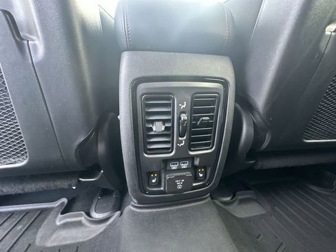 Used 2024 Dodge Durango R/T image 24