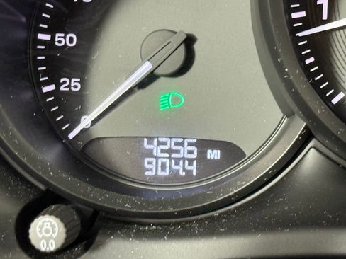 New 2025 Porsche Macan image 25