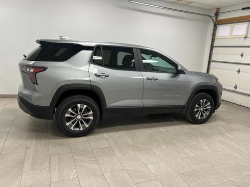 Used 2025 Chevrolet Equinox LT image 19