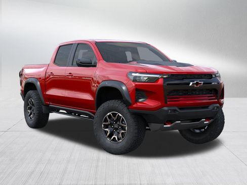 New 2026 Chevrolet Colorado ZR2 w/ Technology Package AWD/4WD image 8