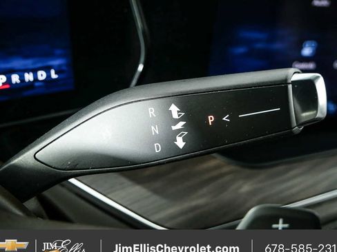 Certified 2025 Chevrolet Tahoe LT image 18