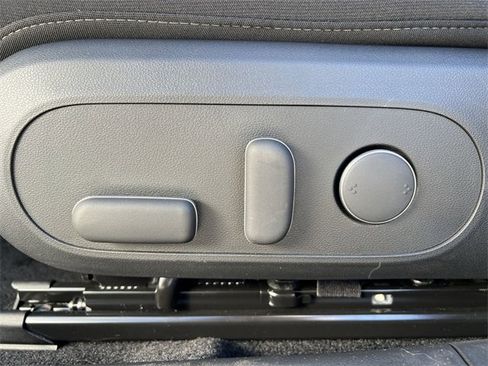 New 2025 Hyundai Ioniq 6 SE image 22