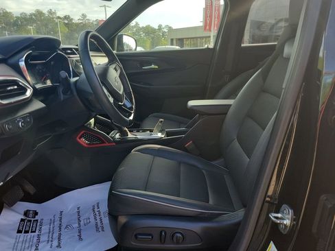 Used 2022 Chevrolet TrailBlazer RS image 16