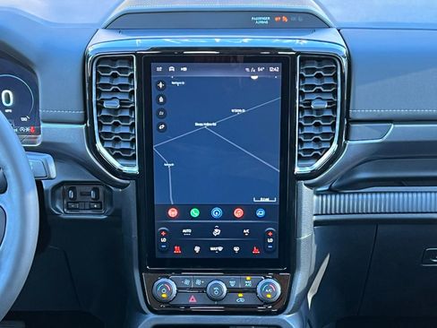 New 2025 Ford Ranger Lariat w/ FX4 Off-Road Package image 22