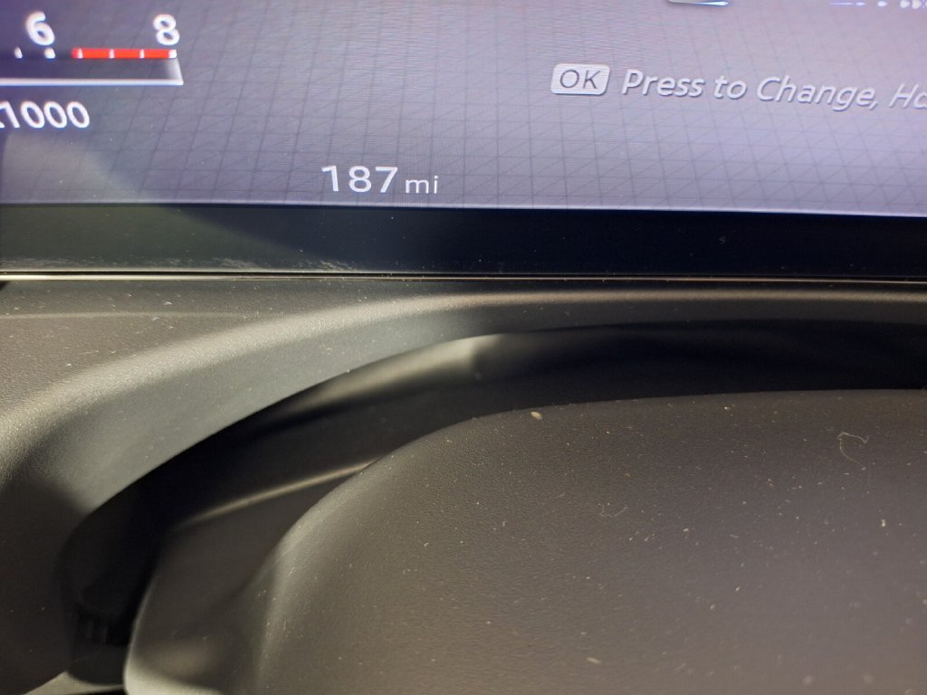 Used 2027 Nissan Sentra SV w/ Floor Mat Package FWD image 15