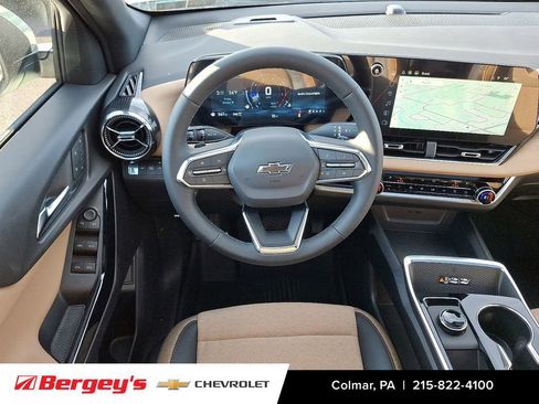 New 2026 Chevrolet Equinox ACTIV w/ Convenience Package III AWD/4WD image 8