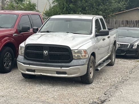 Used 2014 RAM 1500 Tradesman RWD image 3