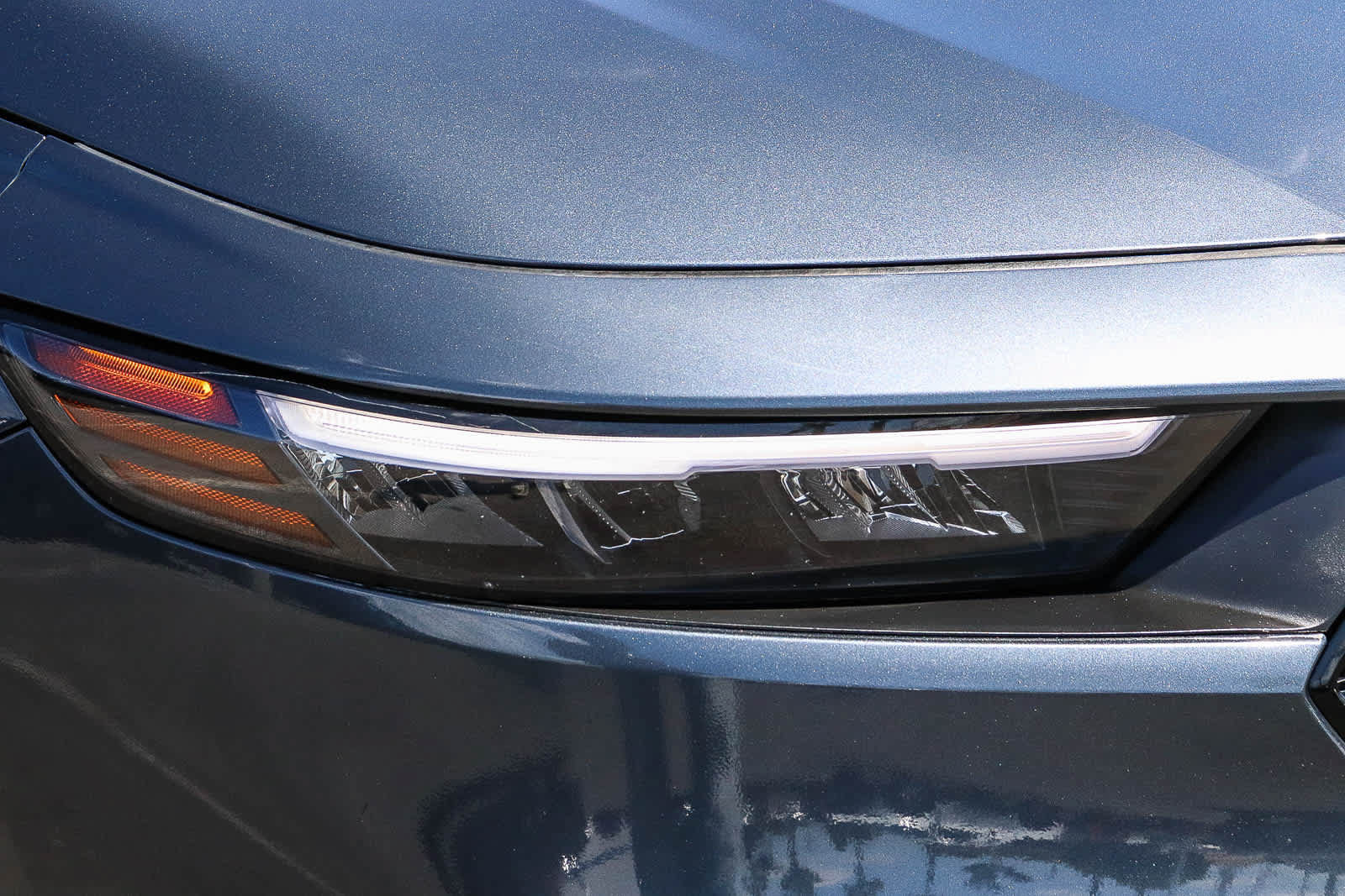 Used 2023 Honda Accord EX image 4