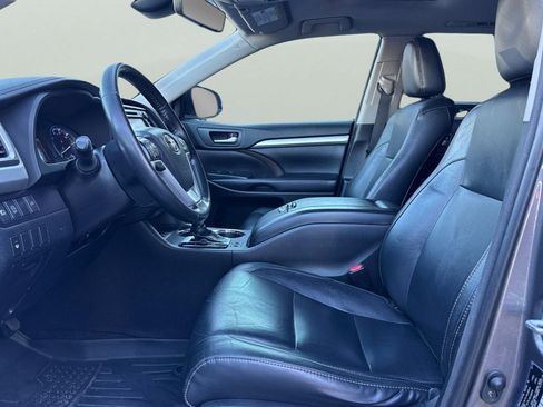 Certified 2018 Toyota Highlander XLE image 15