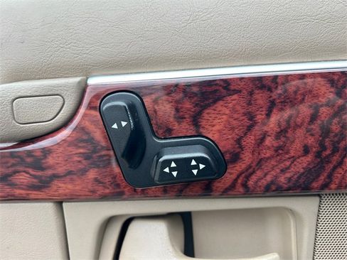 Used 2000 Mercury Grand Marquis LS image 14