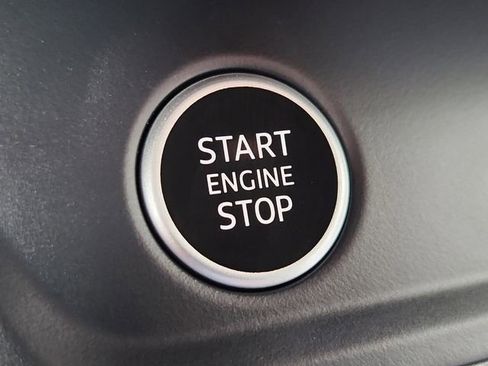 Used 2023 Audi Q3 2.0T Premium Plus w/ Premium Plus Package image 19