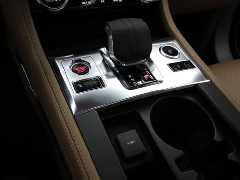 Used 2021 Jaguar F-PACE S image 20