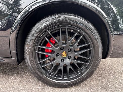 Used 2016 Porsche Cayenne GTS AWD/4WD image 34
