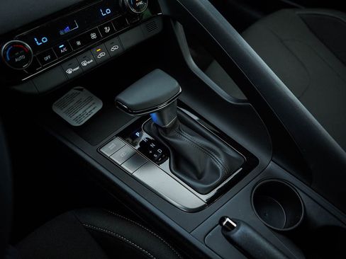 New 2026 Hyundai Elantra Sport FWD image 24