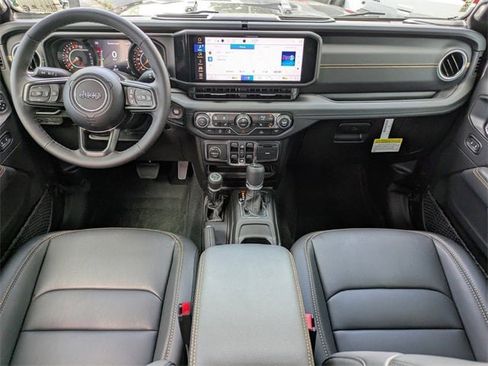 New 2025 Jeep Gladiator Sport image 42