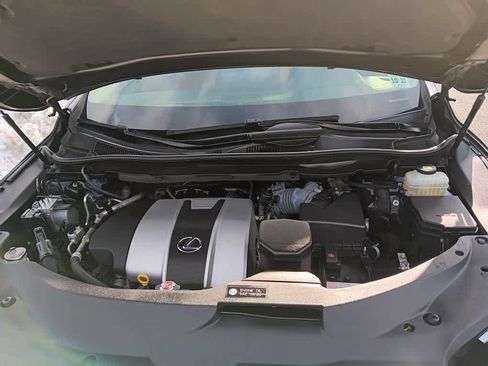 Used 2022 Lexus RX 350L Premium w/ Premium Package image 37