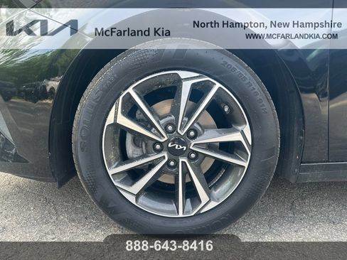 Used 2024 Kia Forte LXS w/ LXS Technology Package FWD image 24