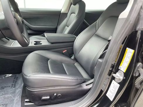 Used 2023 Tesla Model 3 Standard Range RWD image 8