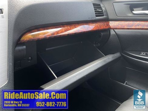 Used 2012 Subaru Outback 2.5i Limited AWD/4WD image 39