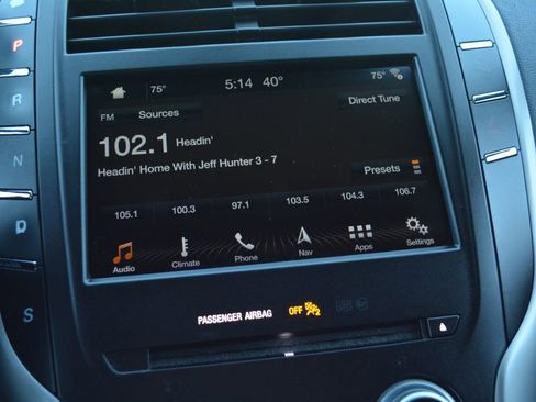 Used 2019 Lincoln MKC Select w/ Select Plus Package image 19