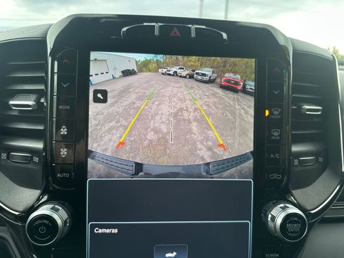 Used 2024 RAM 1500 Limited w/ Night Edition AWD/4WD image 17