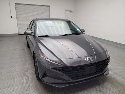 Used 2023 Hyundai Elantra SEL image 14