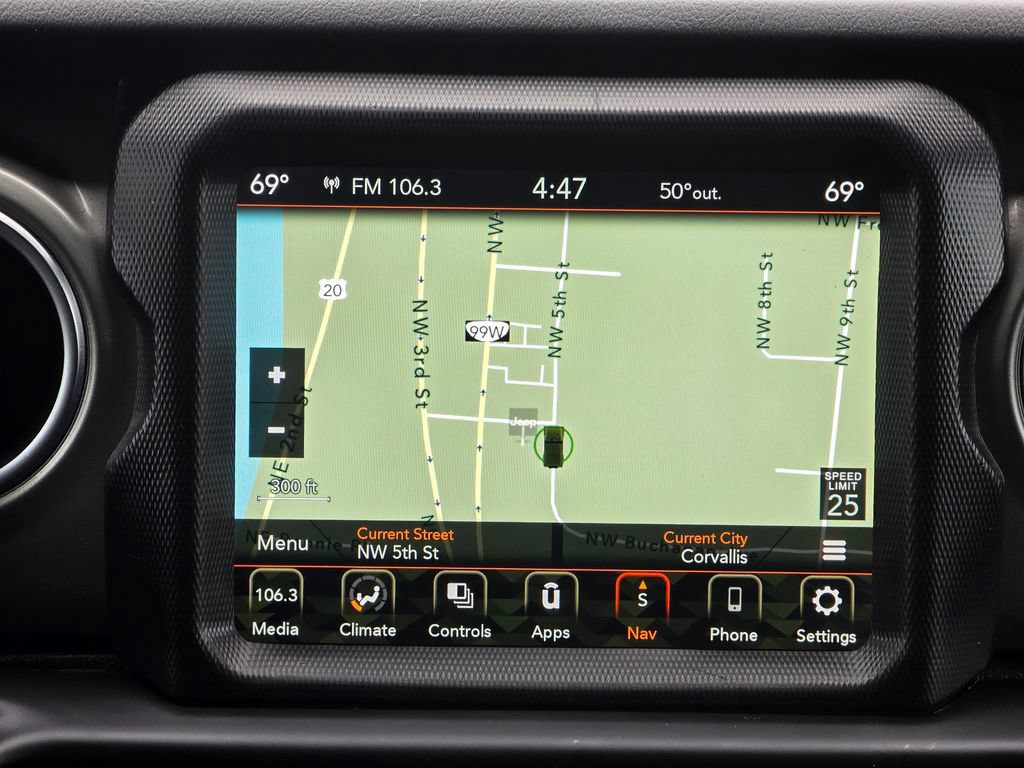 Used 2023 Jeep Wrangler Unlimited Sahara AWD/4WD image 12